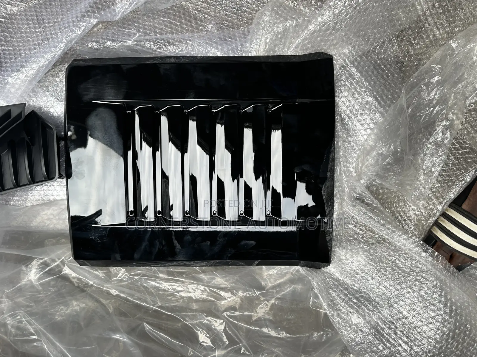 Bonnet Coolant Tacoma 2024