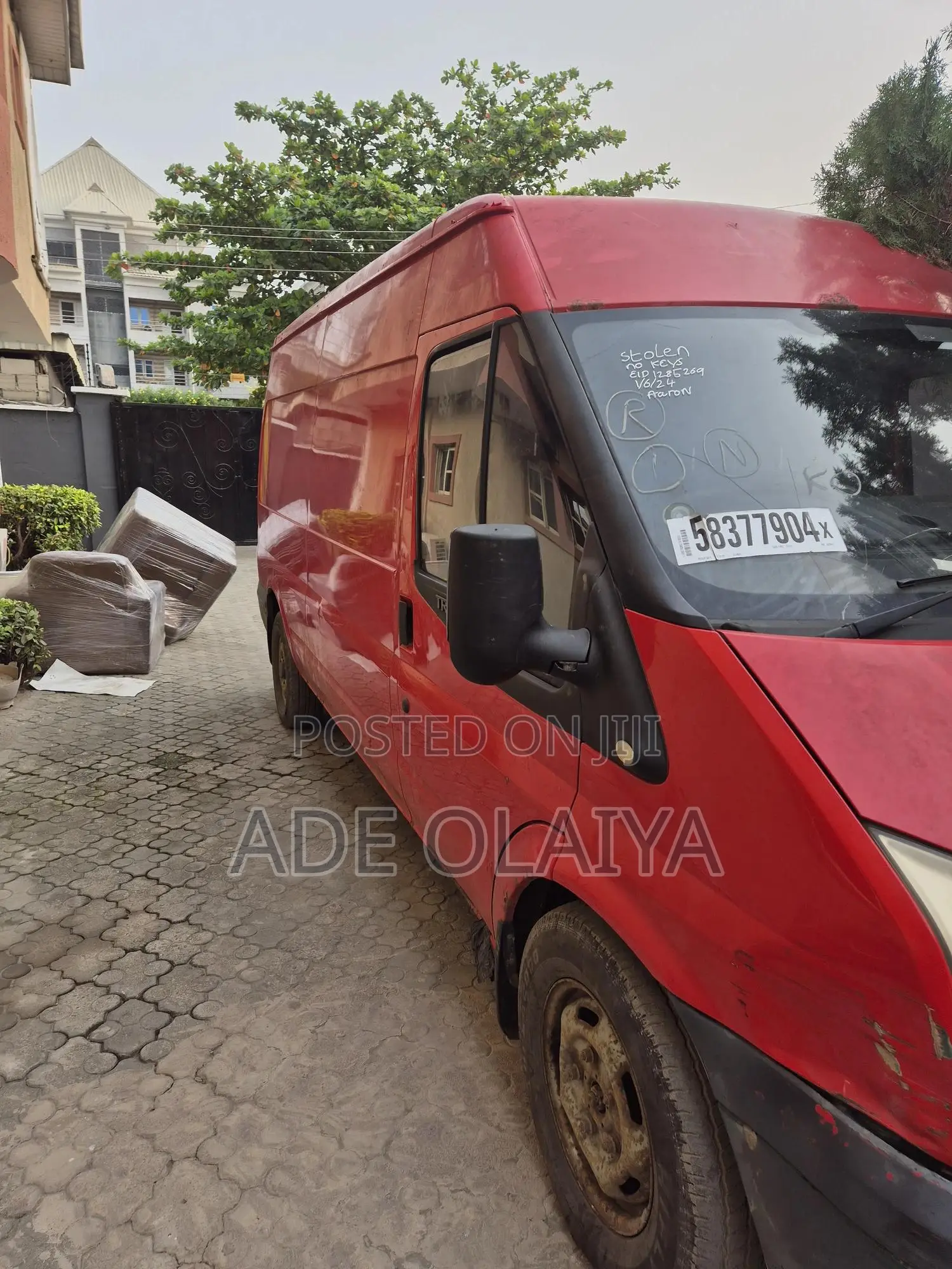 Ford Transit 2012 Red