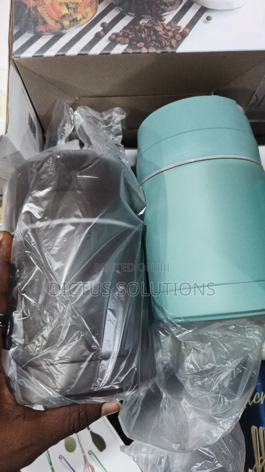 Heat and Cold Retaining Clam Pot Food Flask for Adult and Children