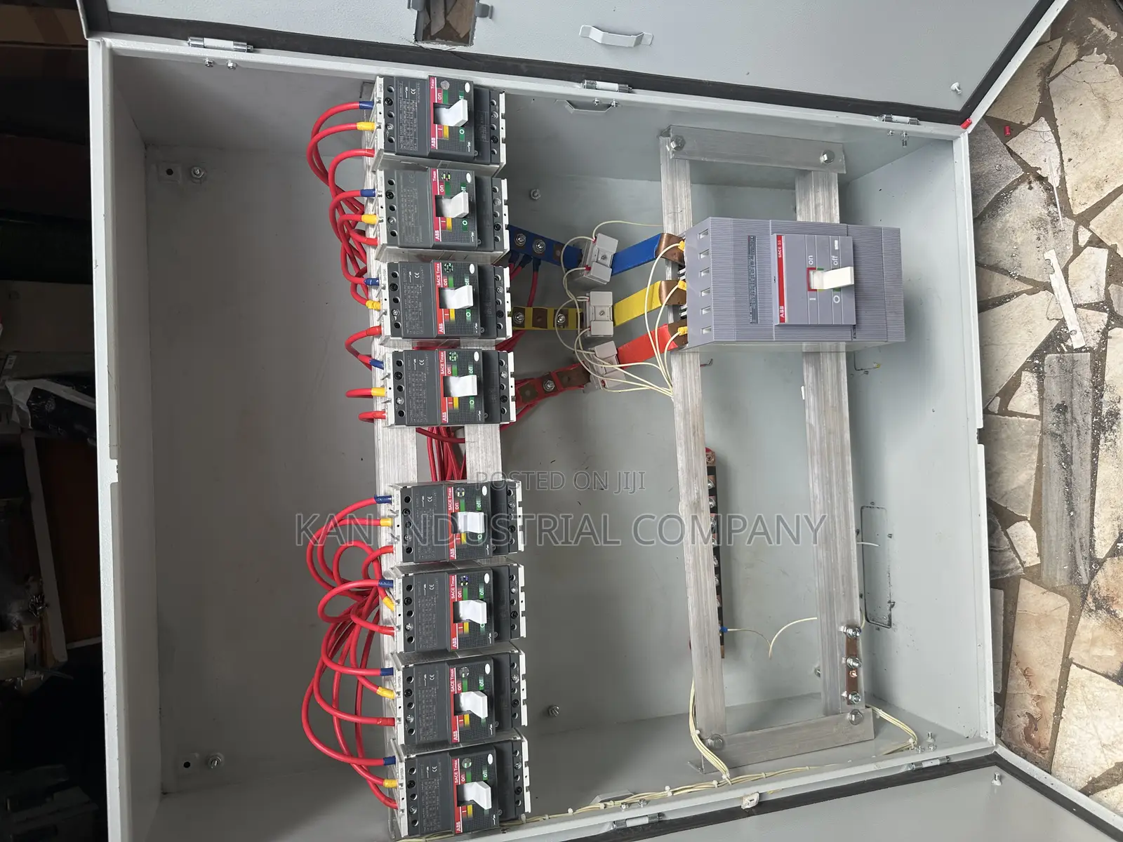 8ways Panel With 400amps Main