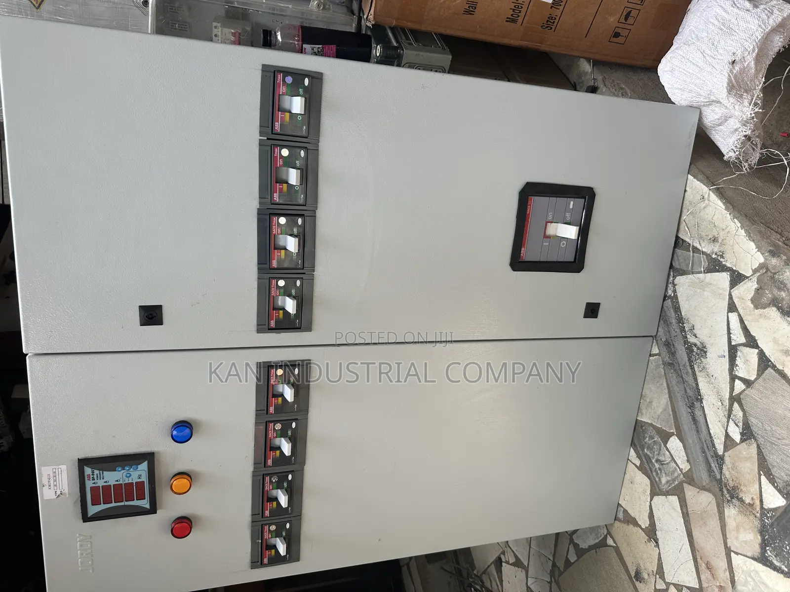 8ways Panel With 400amps Main