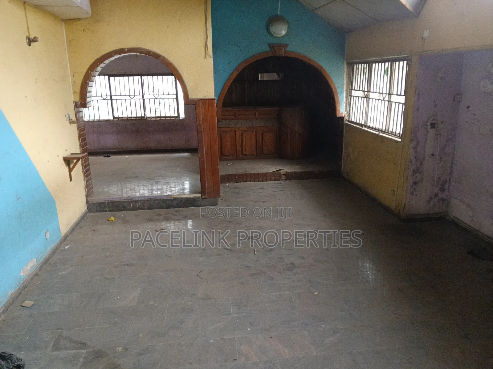 7bdrm Duplex in Ipaja / Ipaja for sale