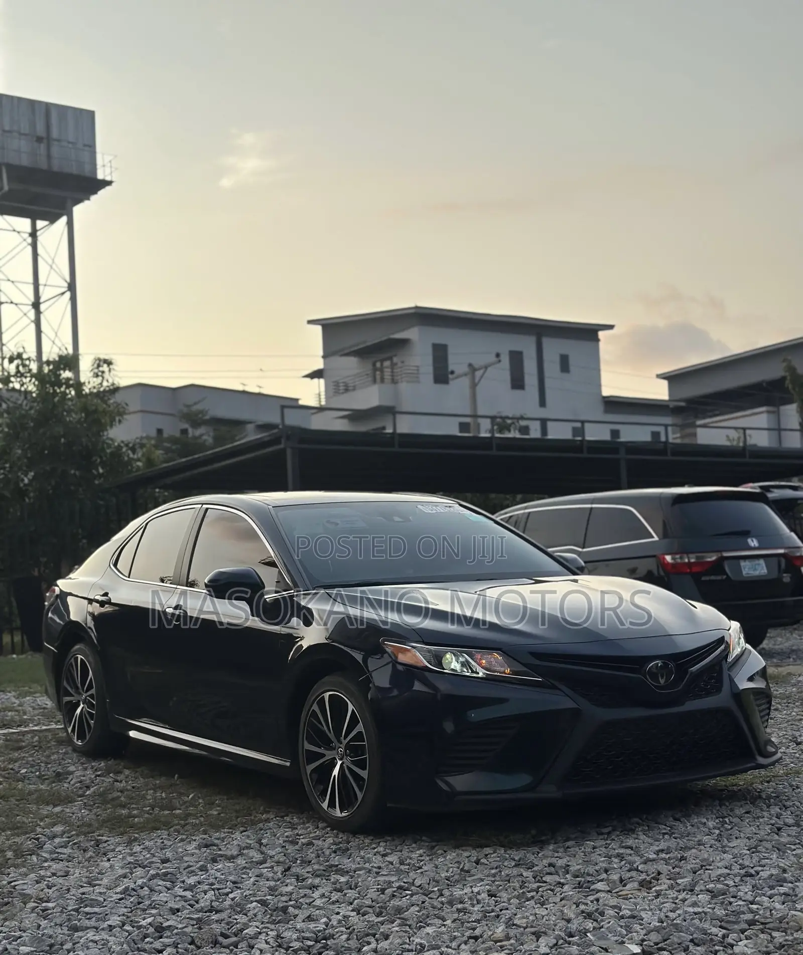 Toyota Camry 2018 Blue