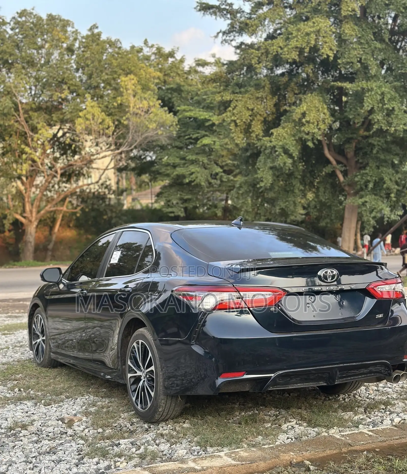 Toyota Camry 2018 Blue