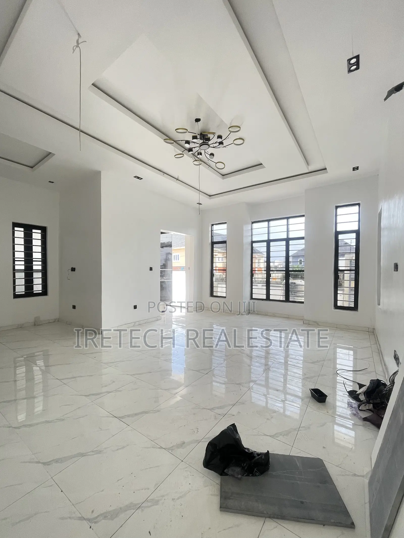 5bdrm Duplex in Ajah In A Gated for sale