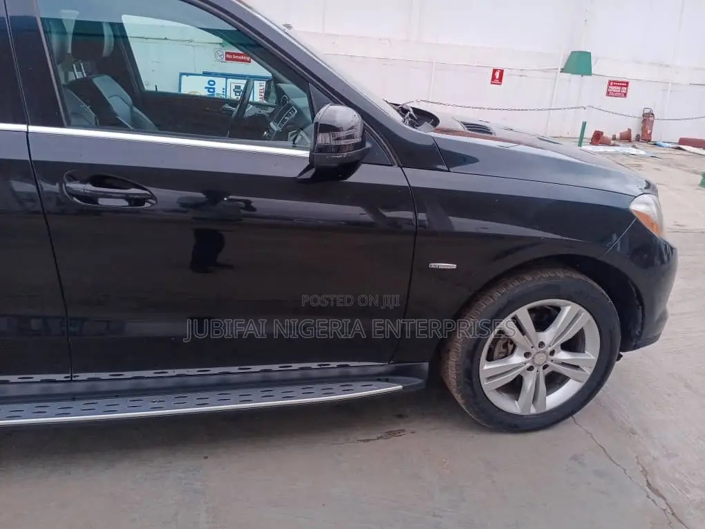 Mercedes-Benz M Class ML 350 4Matic 2012 Black