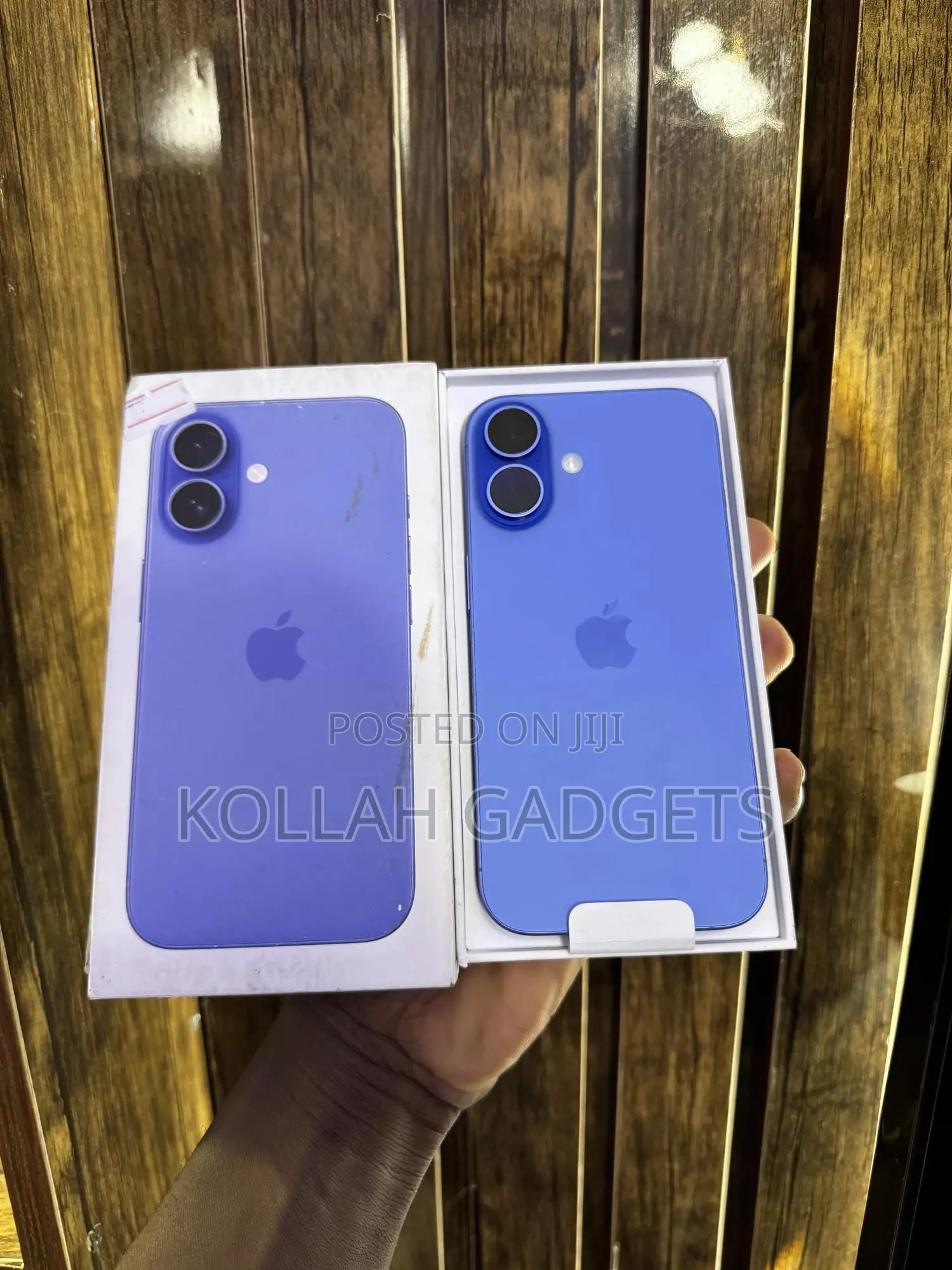 New Apple iPhone 16 256 GB Blue
