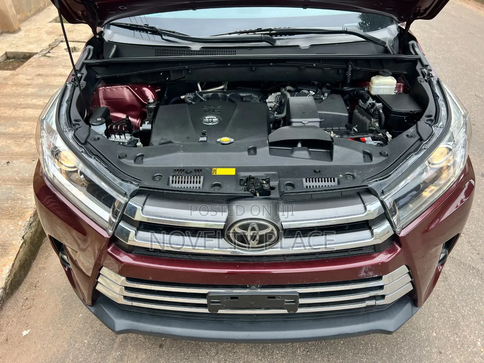 Toyota Highlander Limited Platinum 4x4 V6 (3.5L 6cyl 8A) 2017 Burgundy