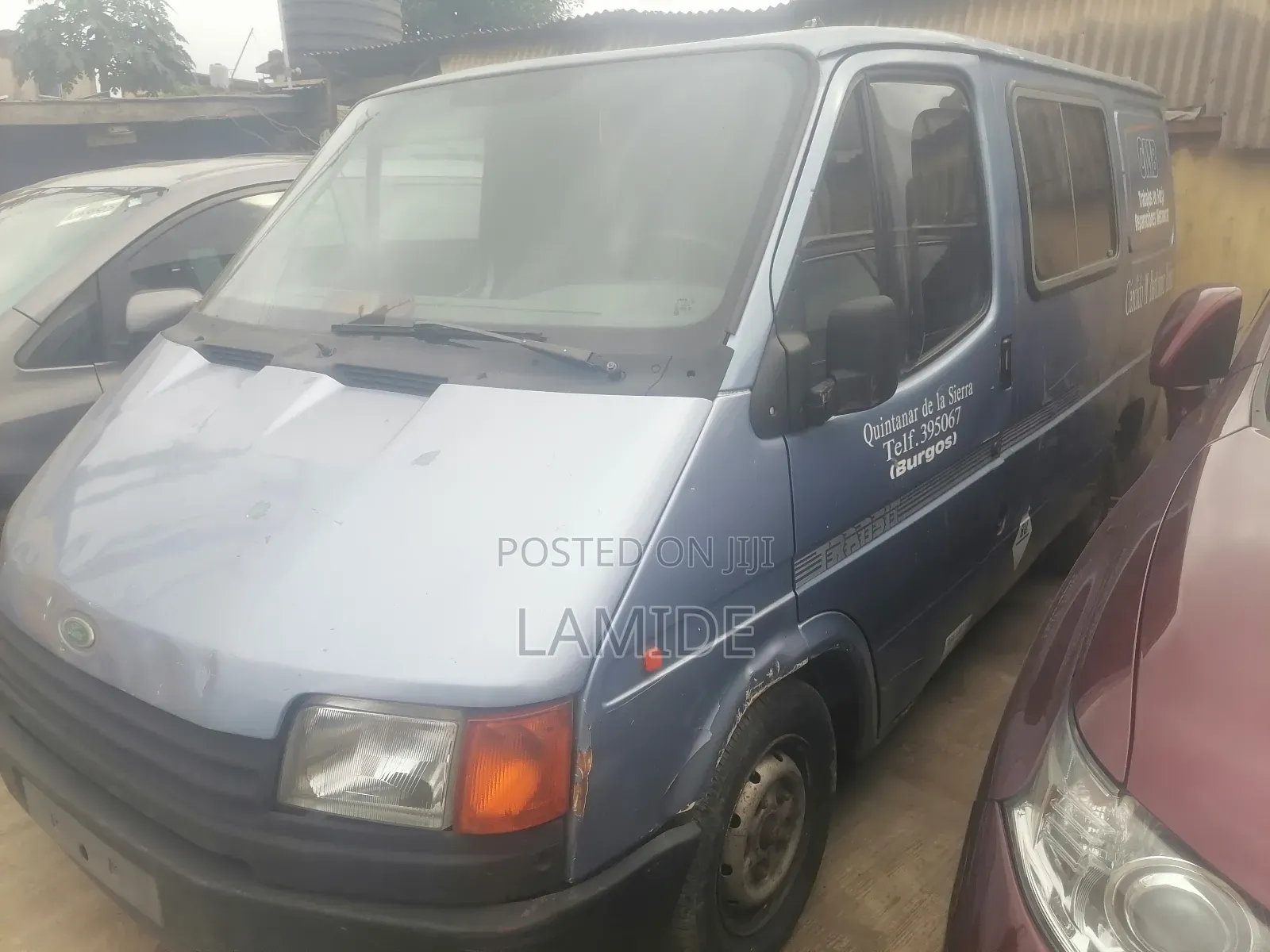 Ford Transit 2000 Blue
