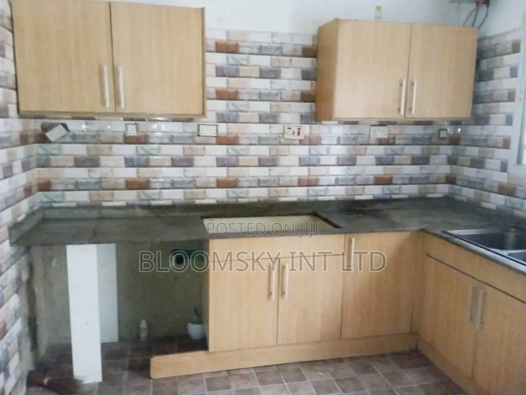 4bdrm Duplex in Ikate for sale