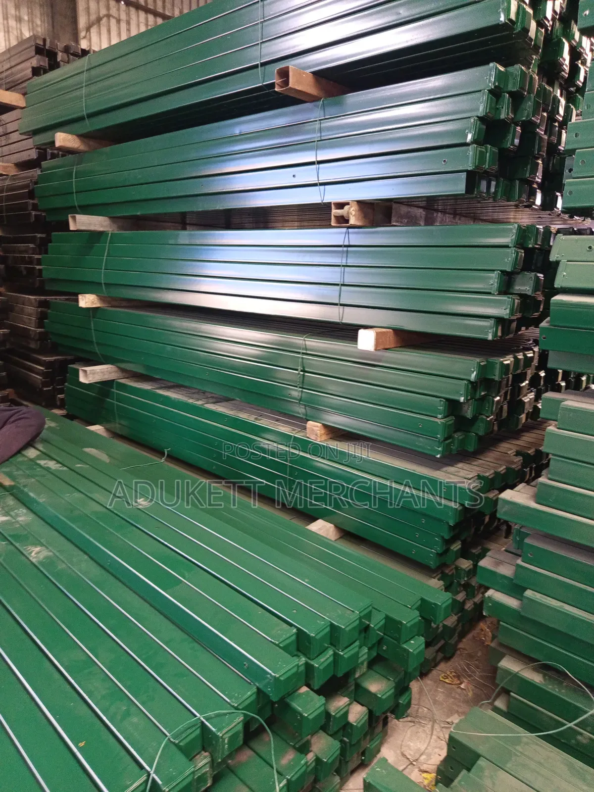 Anti Finger Panel Mesh Pole 70x70