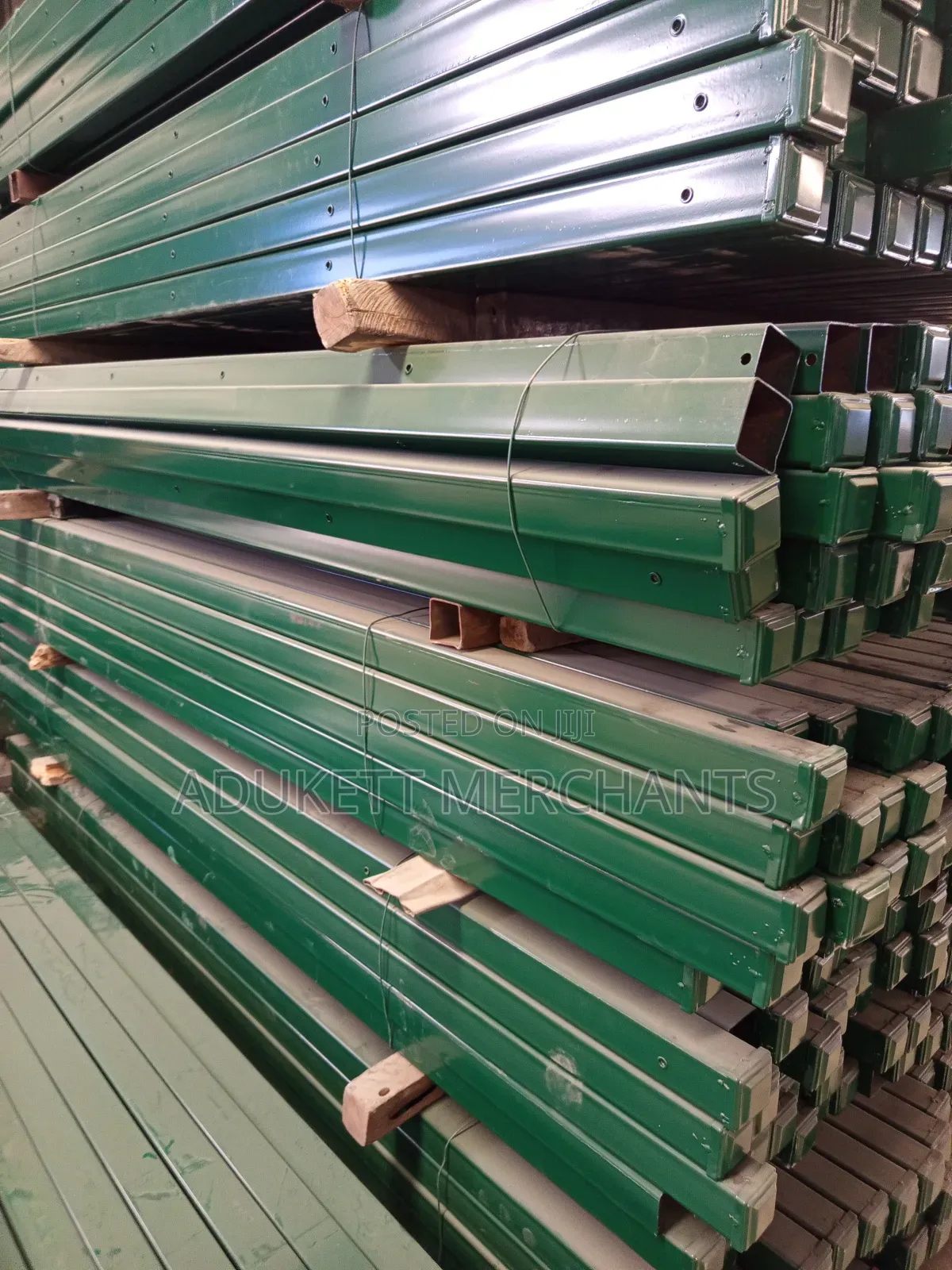 Anti Finger Panel Mesh Pole 70x70