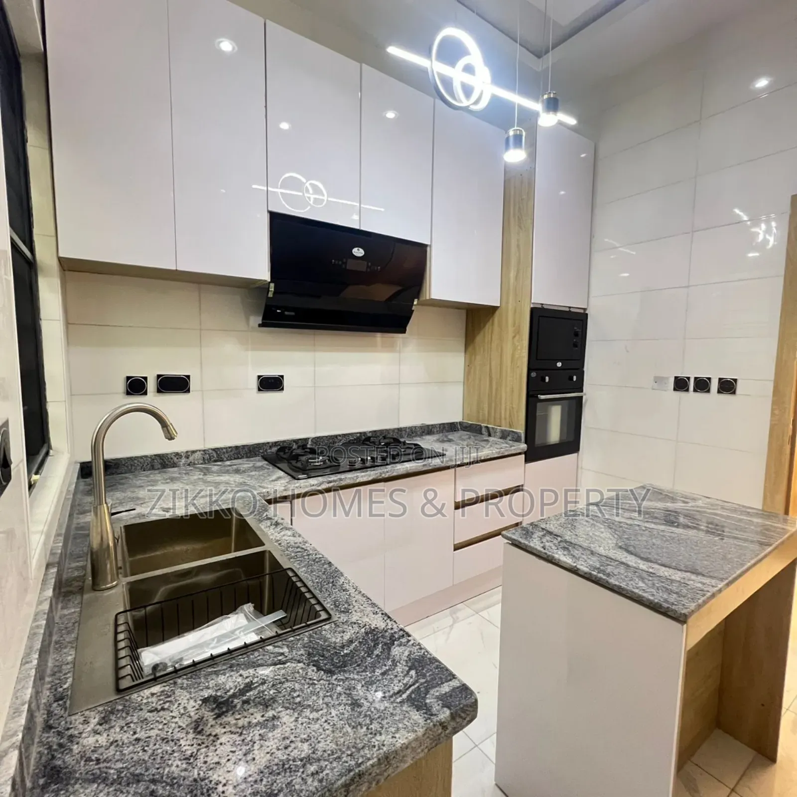 4bdrm Duplex in Ikota, Lekki for sale