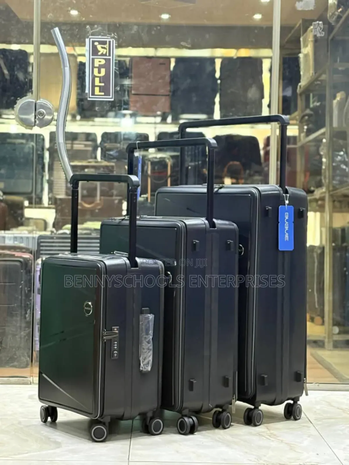 Set of 3 Wide Pole Double Entrance Luxury Luggage Boxes