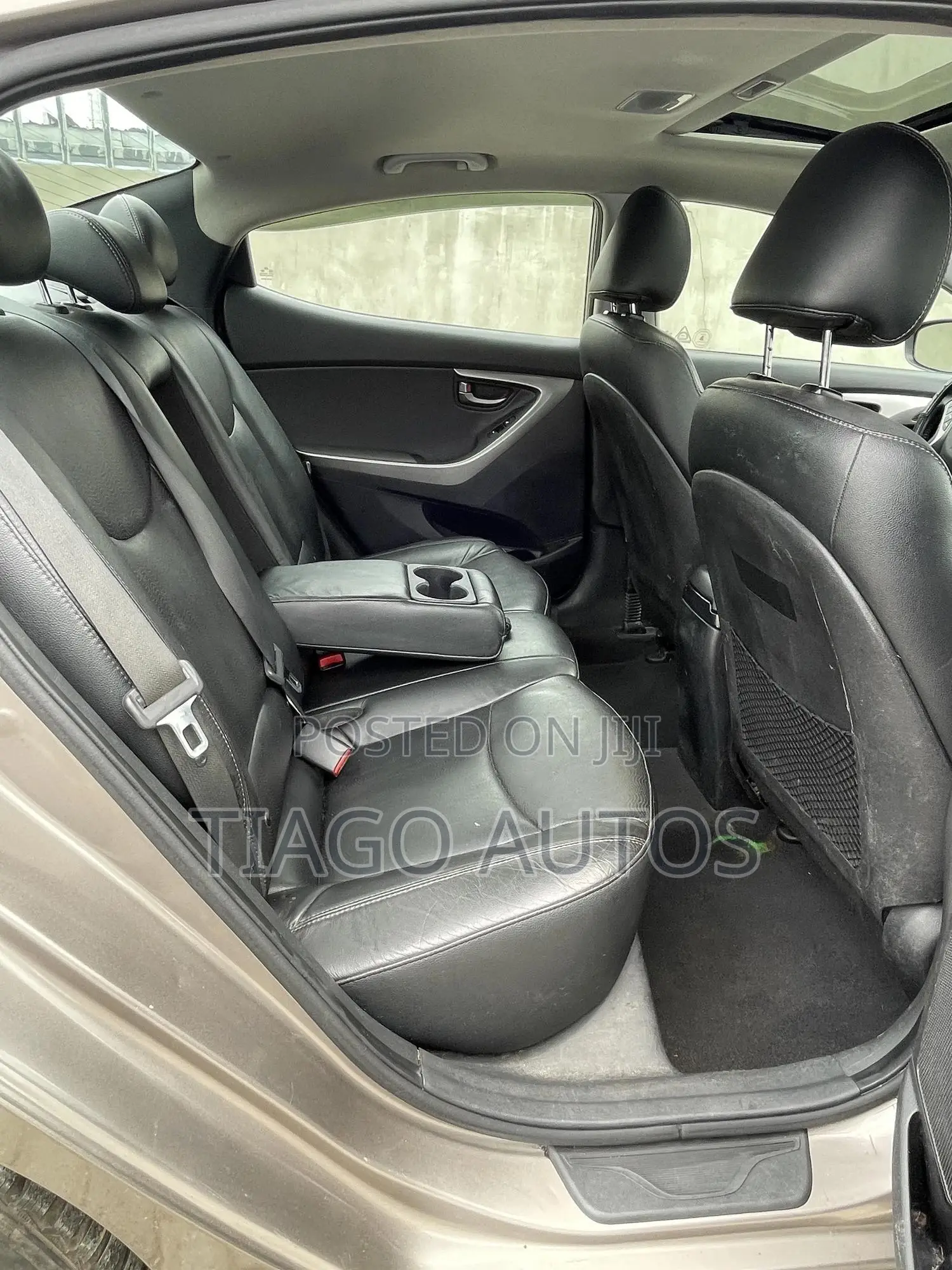Hyundai Elantra Limited Sedan FWD (1.8L 4cyl 6A) 2013 Gray