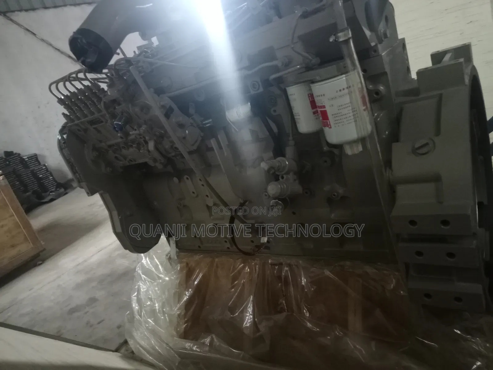 Brand New Cummins Komatsu Excavator, Ry8. 1-C253 Model