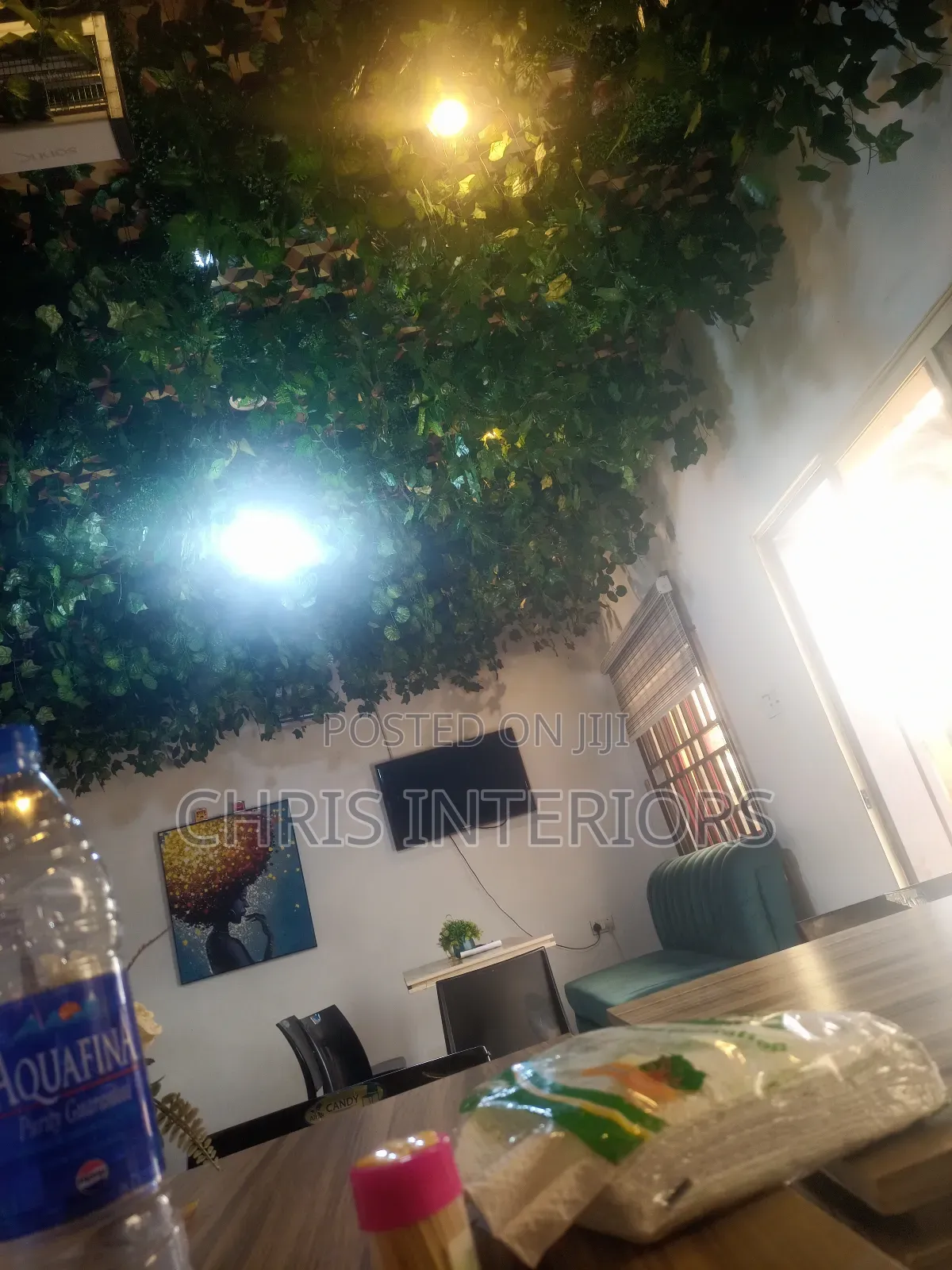 Restaurant Dropping Flower