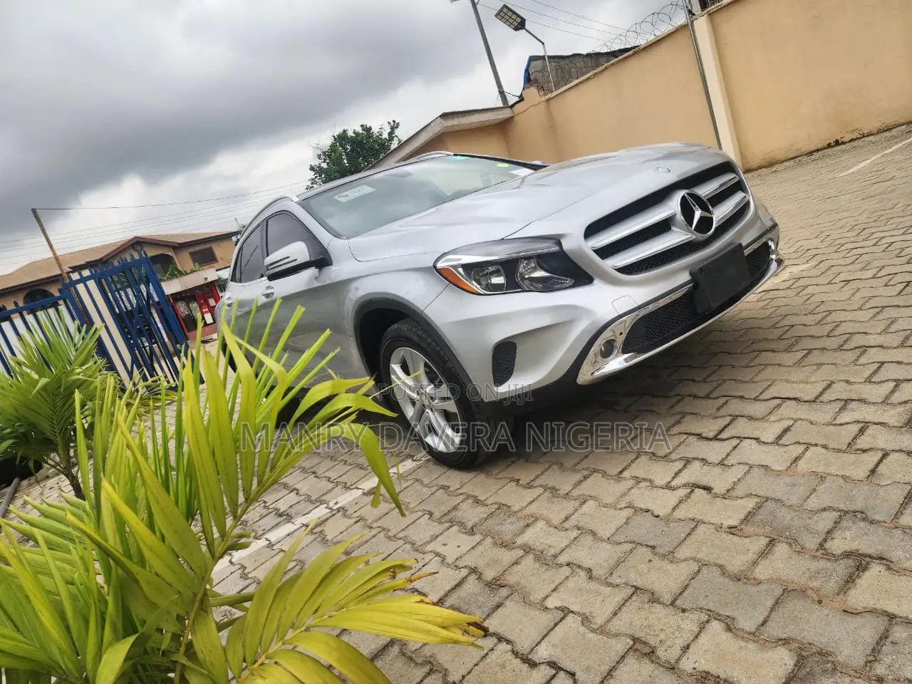 Mercedes-Benz GLA 250 2016 Silver
