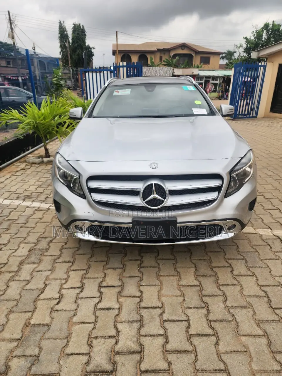 Mercedes-Benz GLA 250 2016 Silver