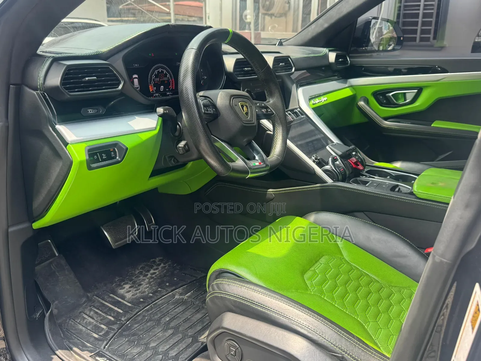 Lamborghini Urus Base 4dr AWD 2020 Green