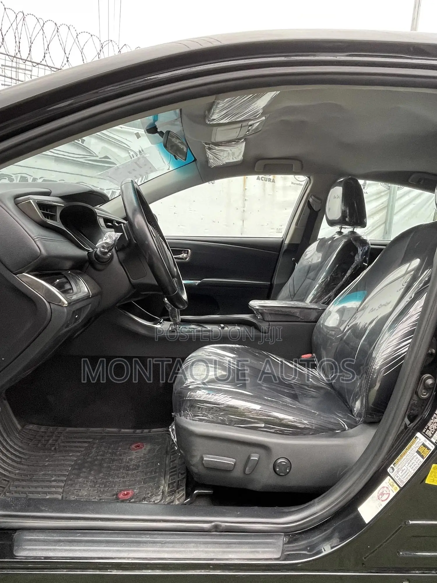 Toyota Avalon XLE FWDSedan (3.6L 6cyl 6A) 2016 Black