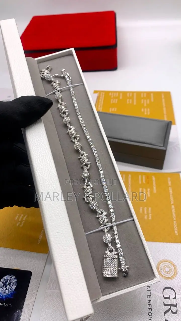 2025 Twist VVS Moissanite Sterling Silver Bracelet