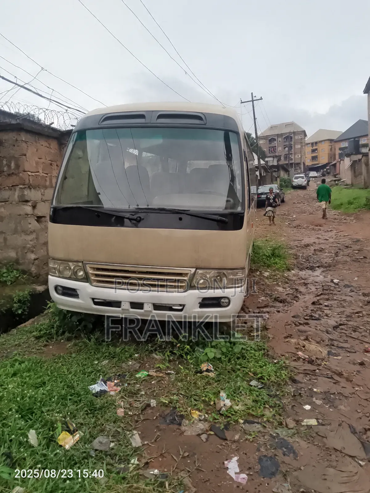 Toyota Coaster 2015 Beige