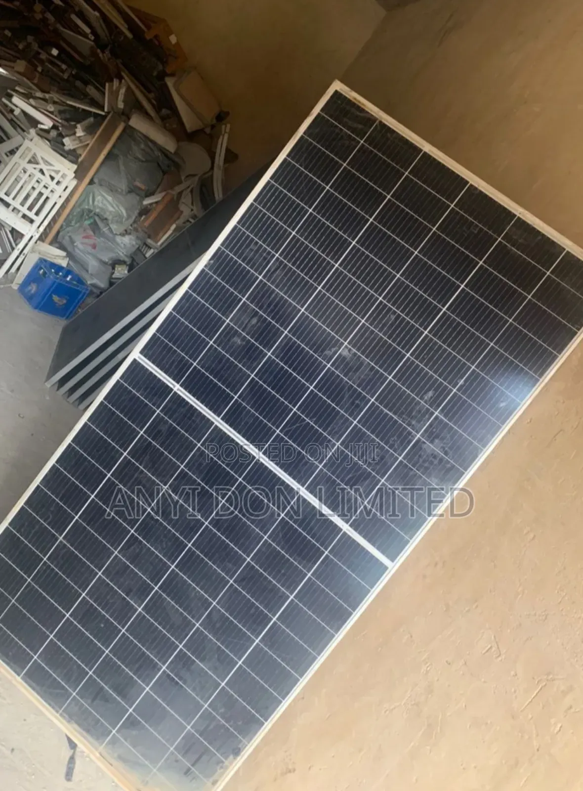 Rugged 400 Watts Solar Panel