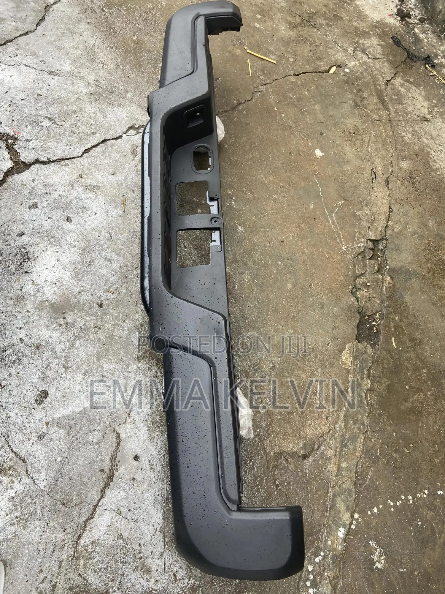 Complete Back Bumper for Toyota Tacoma 2018/2020 Model