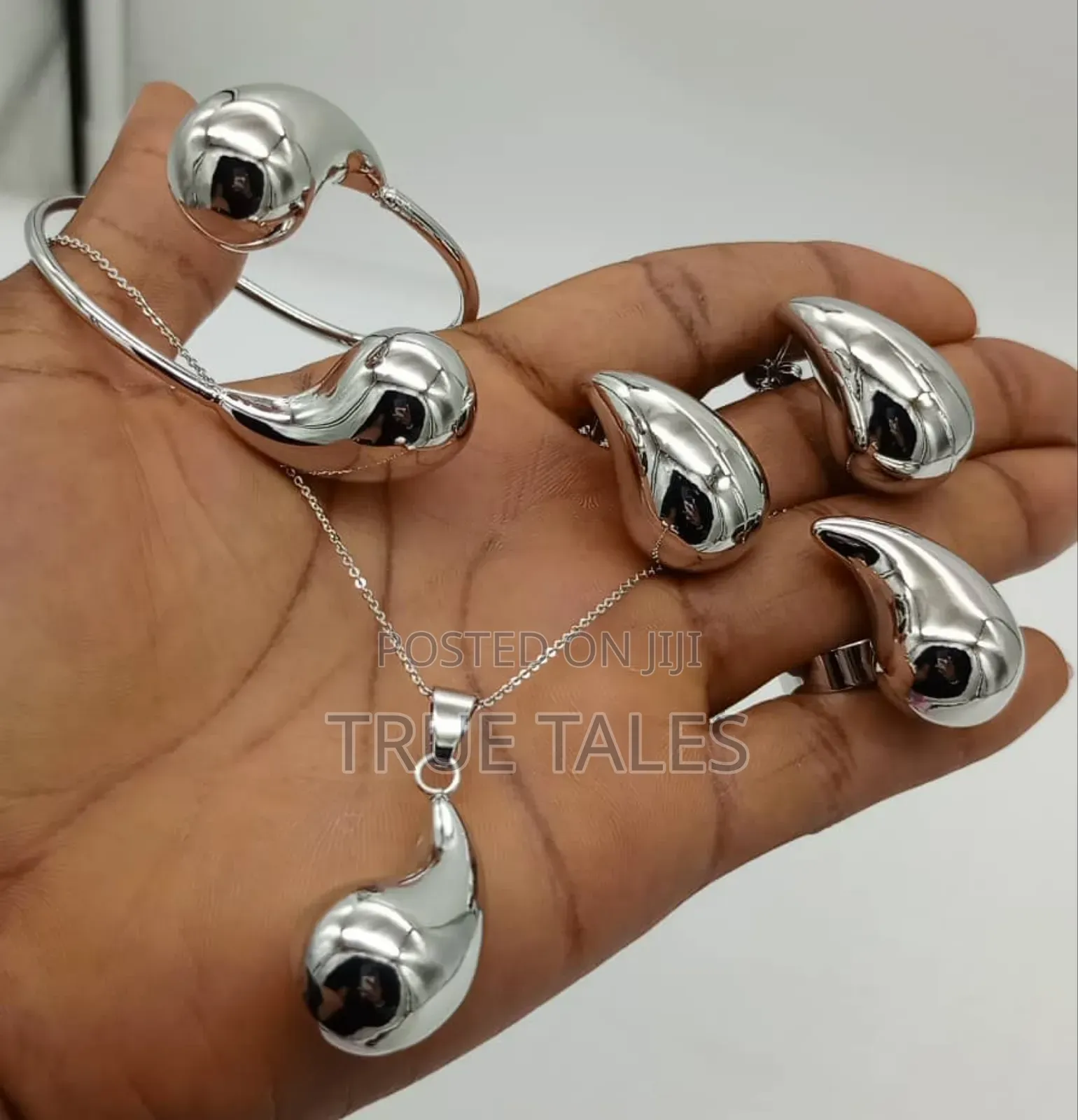 Beautiful  Jewelry Set