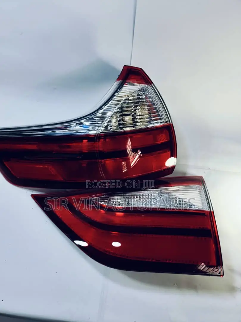 Set Sienna 2015/2016/2017/2018 Backlight/ Rearlight (With Booth Light)