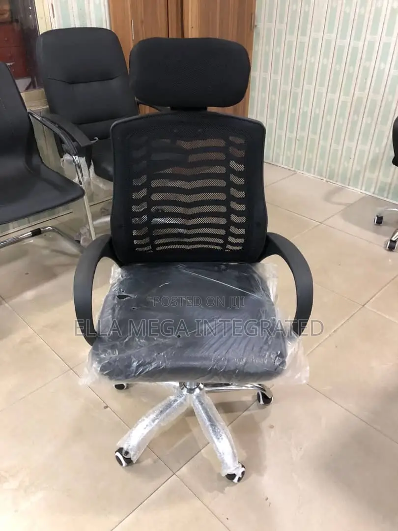 Office Swivel Chair With Arm Rest