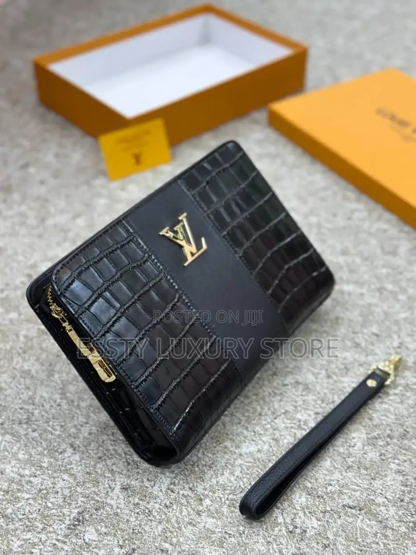 High Quality Luxury Louis Vuitton Men Purse