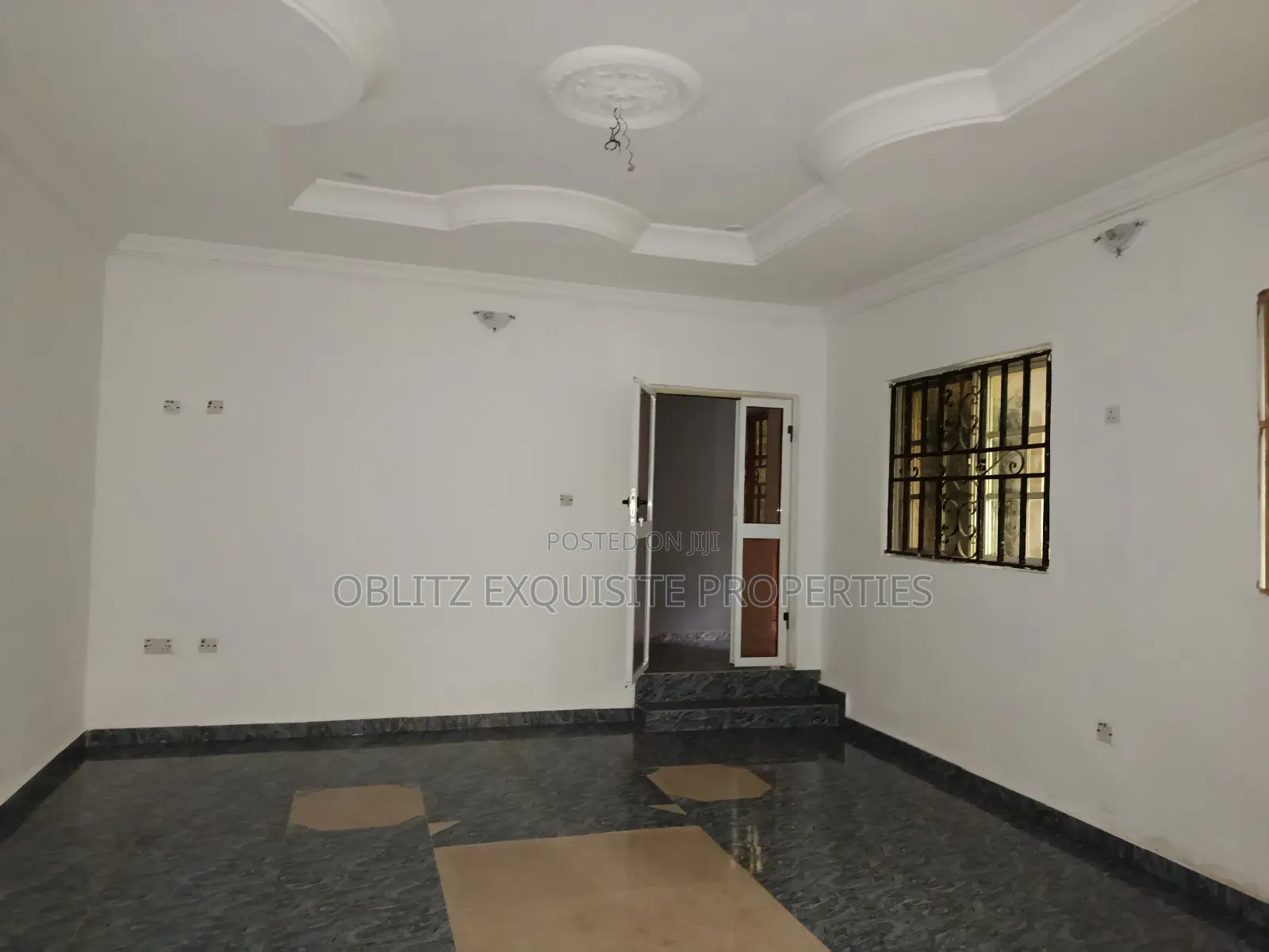 4bdrm Bungalow in Owerri for rent