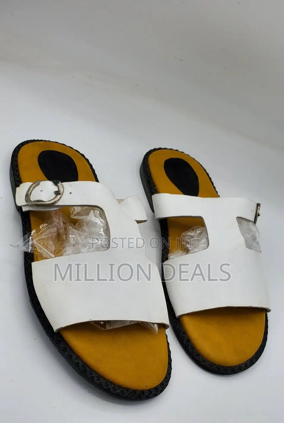 Stylish White Leather Men's Slippers 40