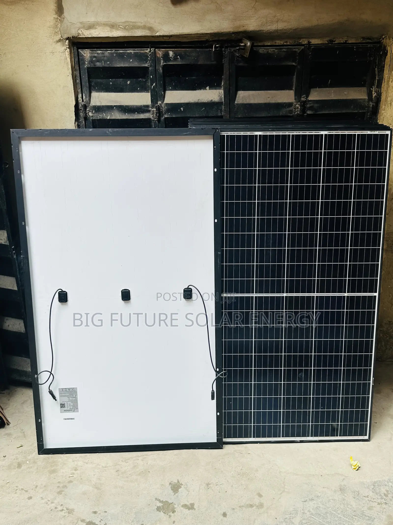 550watts Canadian Solar Panel 120c