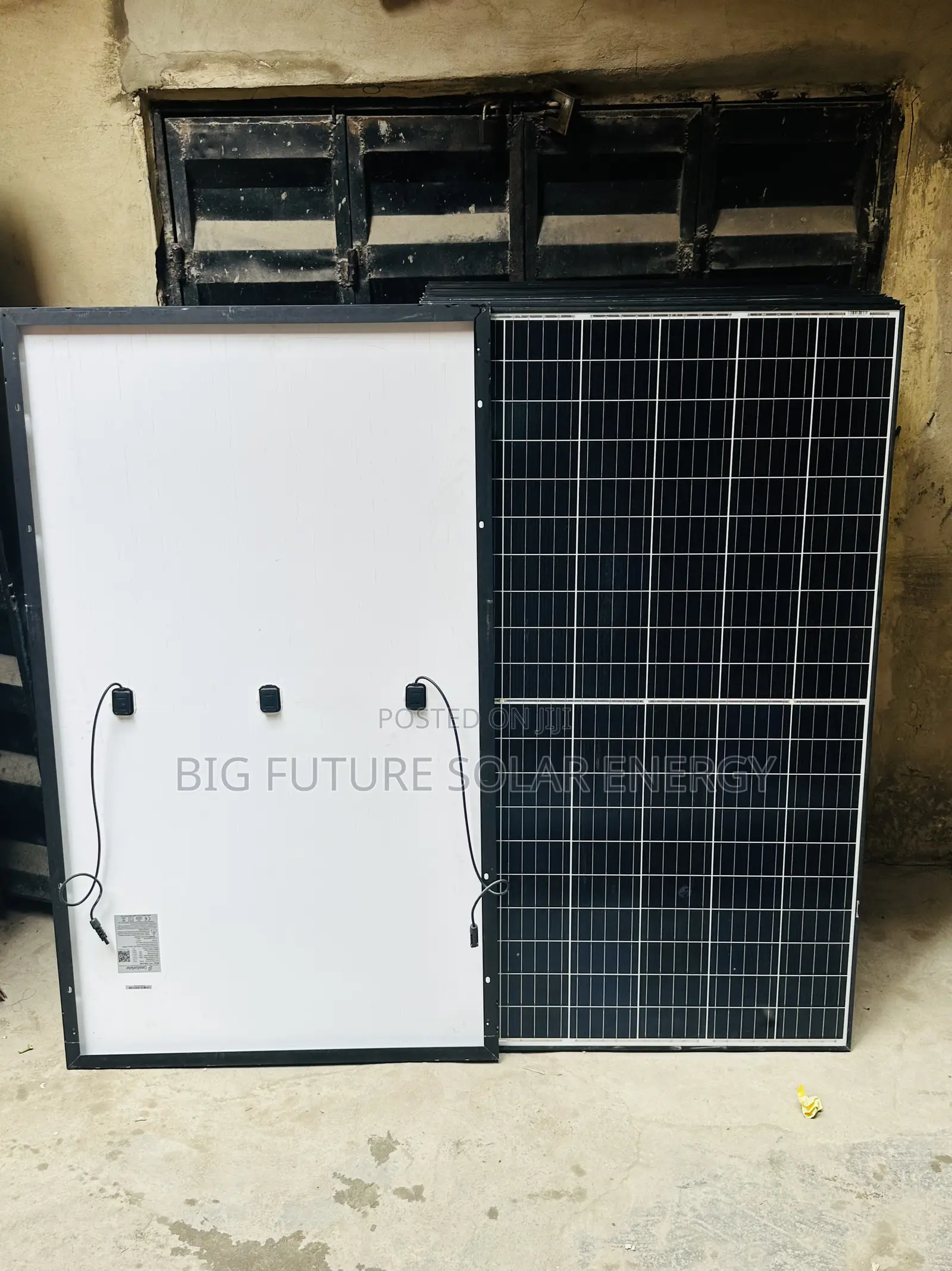 550watts Canadian Solar Panel 120c