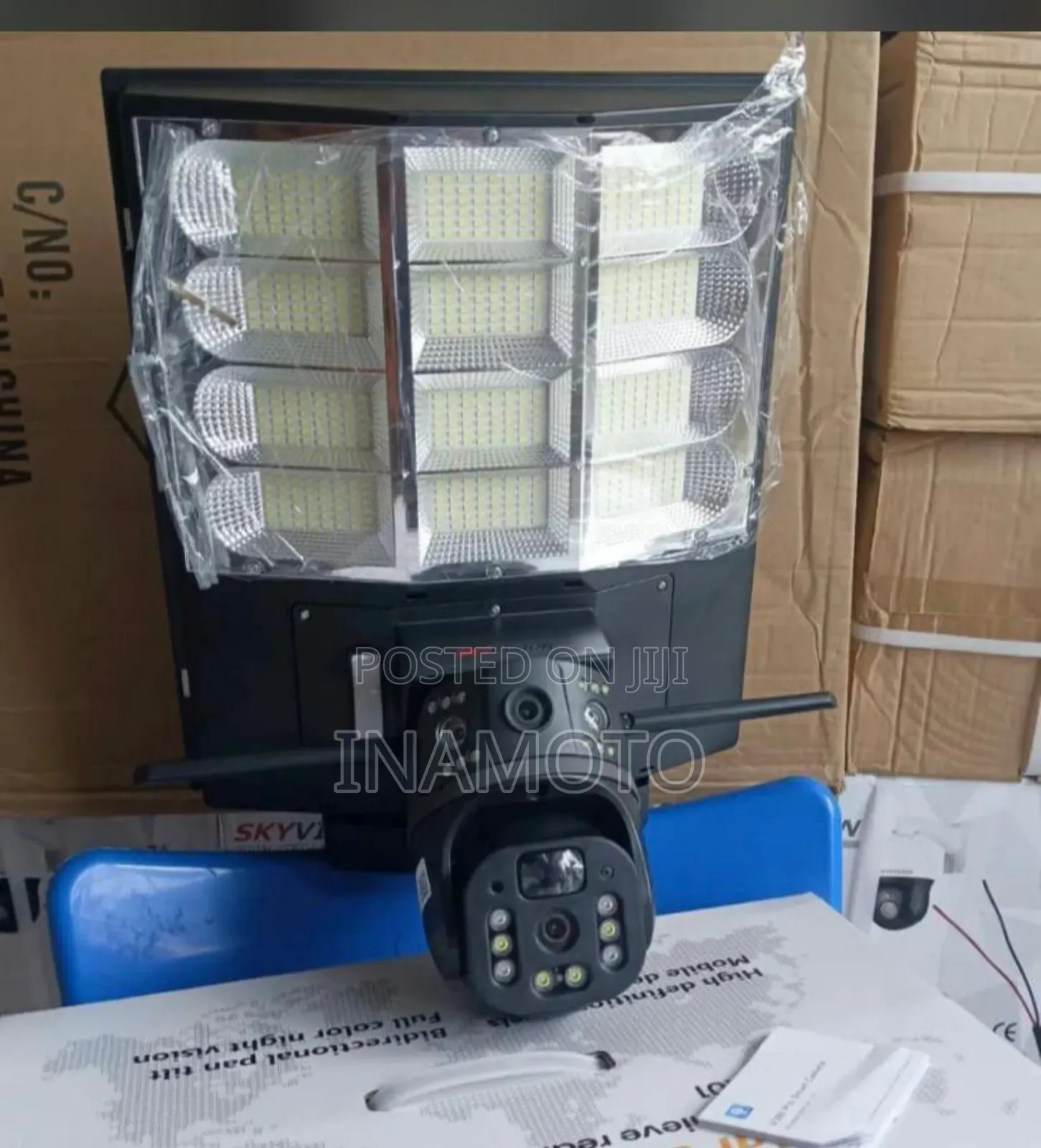 All in One Solar Light With Camera