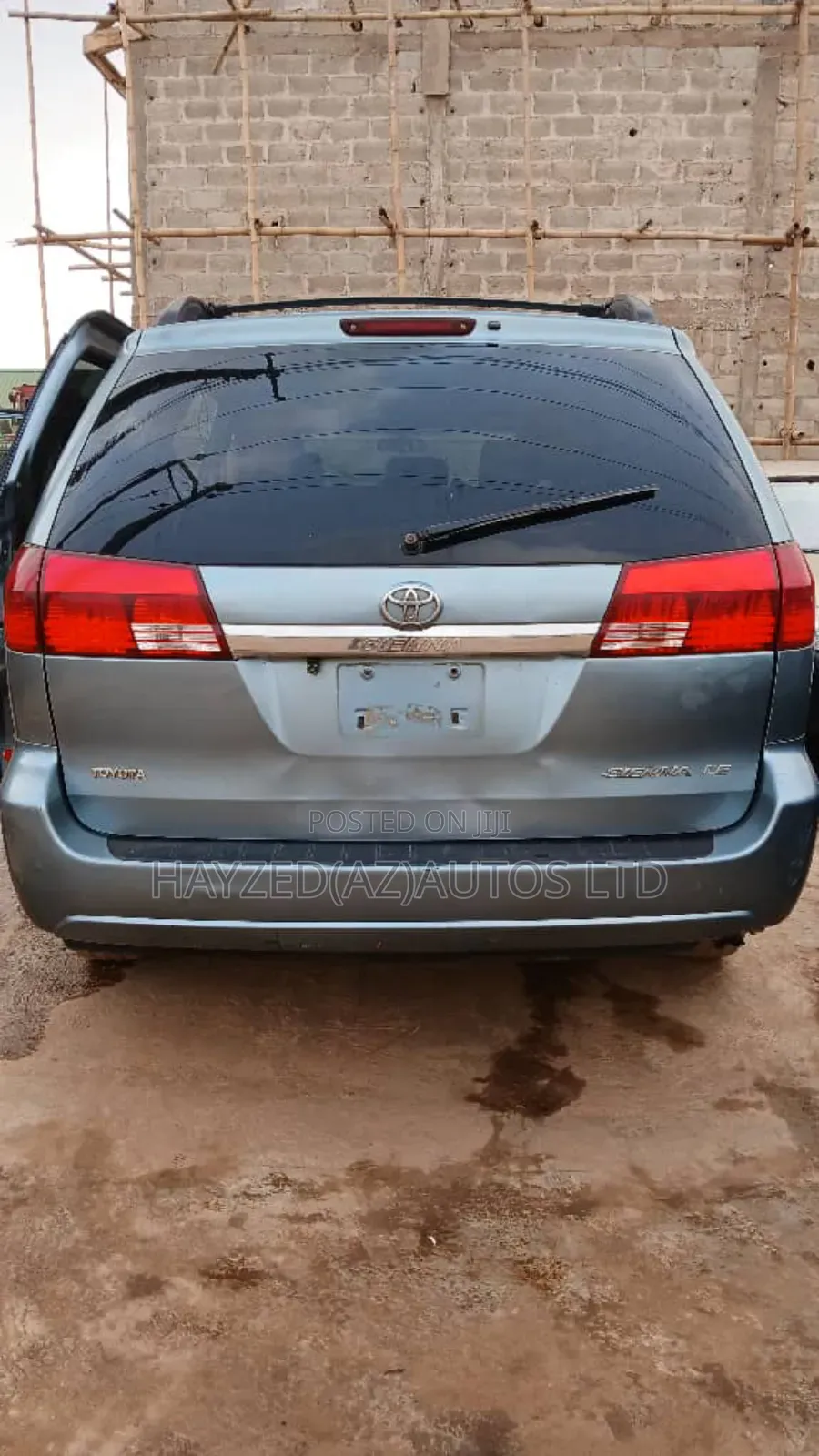 Toyota Sienna 2005 Blue
