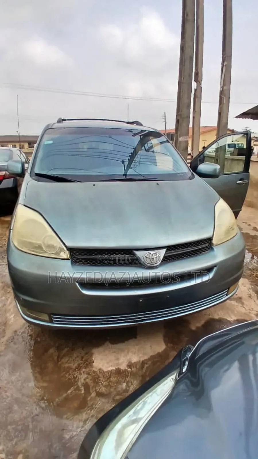 Toyota Sienna 2005 Blue