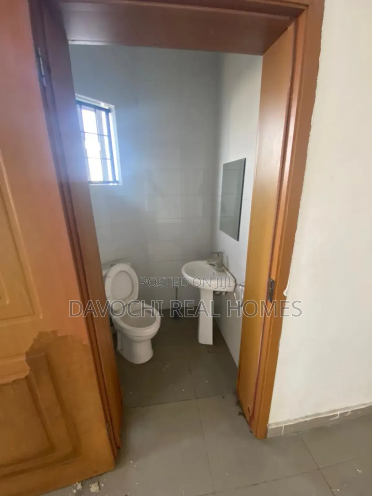 4bdrm Duplex in Ikota Estate for rent