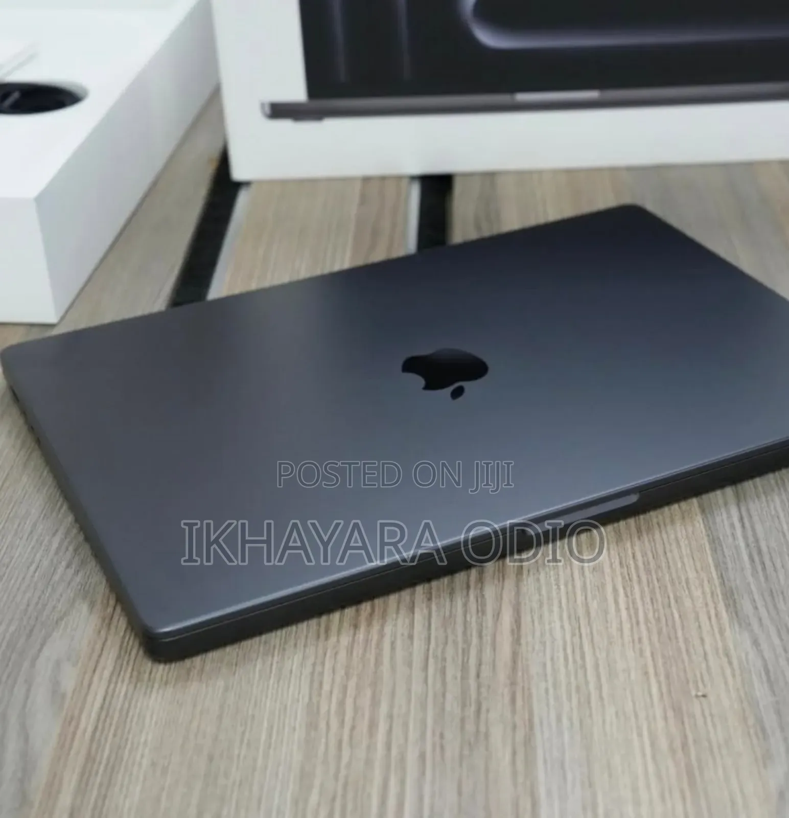 New Apple MacBook Pro 2024 M4 Max 14-inch 64GB Apple M4 Max SSD 1T
