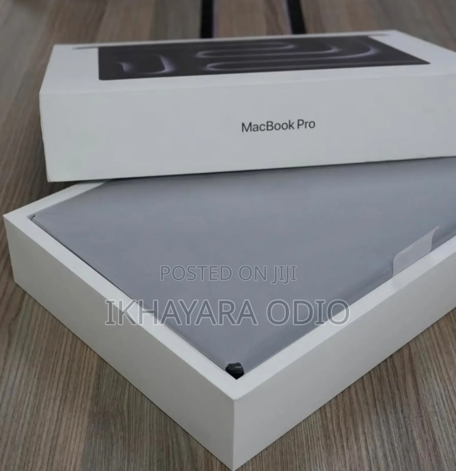 New Apple MacBook Pro 2024 M4 Max 14-inch 64GB Apple M4 Max SSD 1T