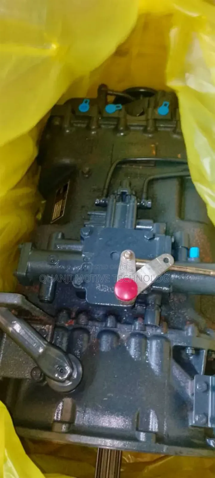 Brand New Howo Truck Gearbox 10 12 Gear Available