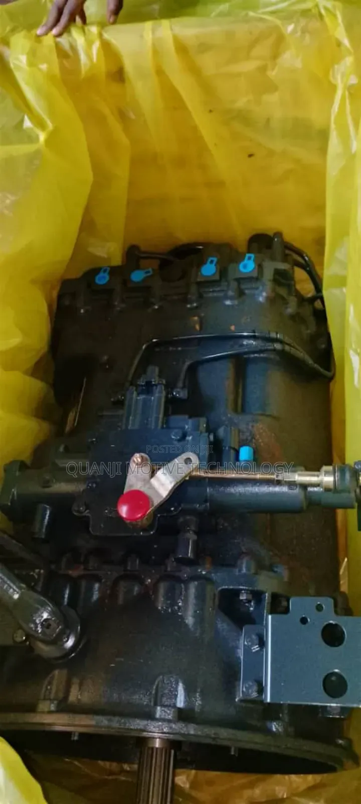 Brand New Howo Truck Gearbox 10 12 Gear Available