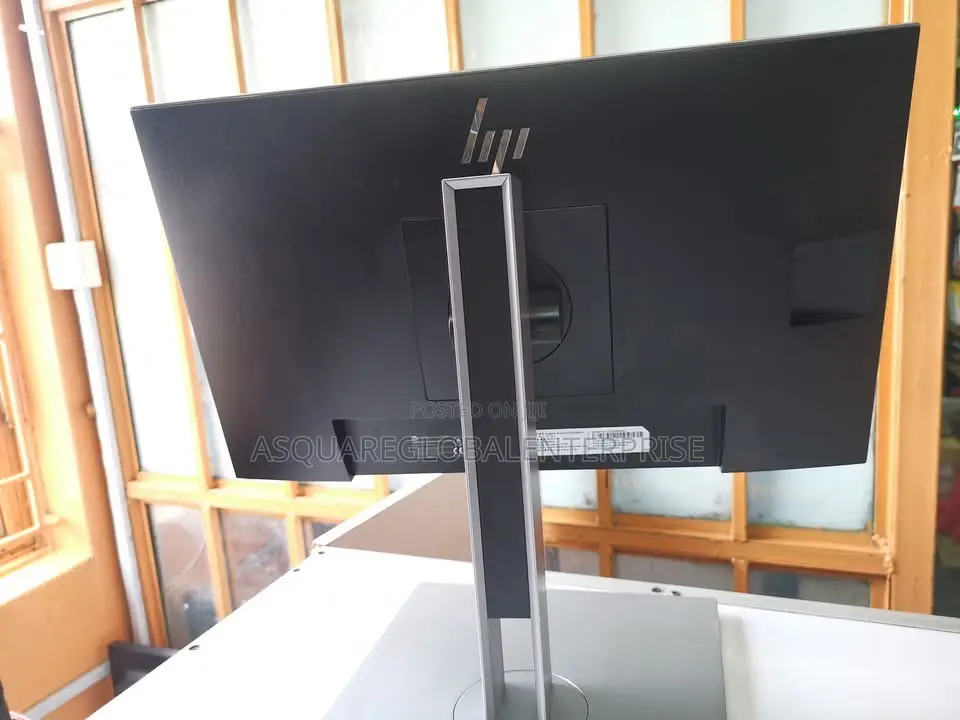 Hp Elitedisplay Ips Edge to Edge Monitor.