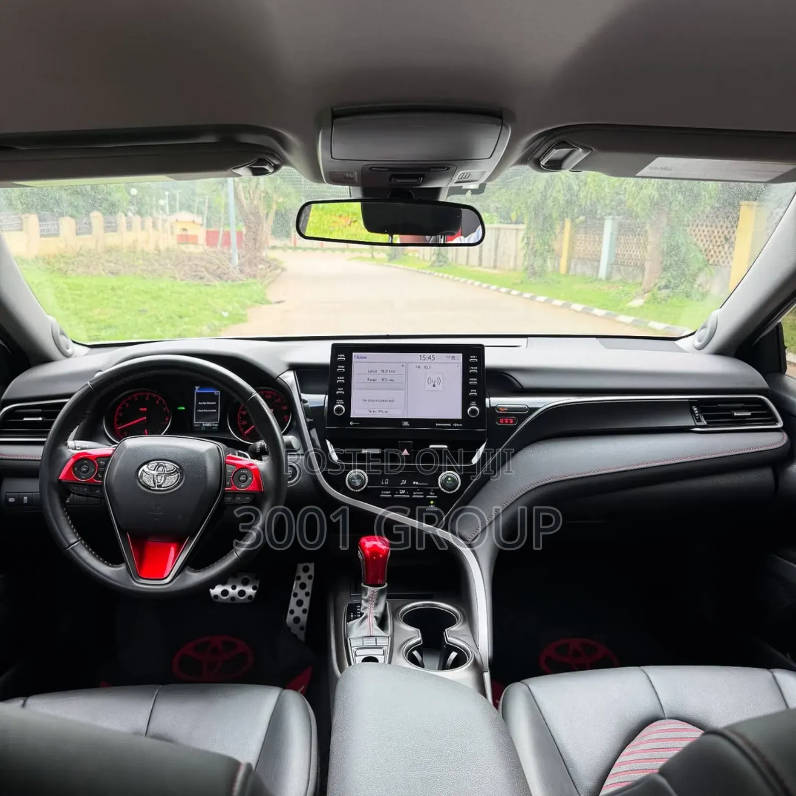 Toyota Camry TRD V6 FWD 2020 White