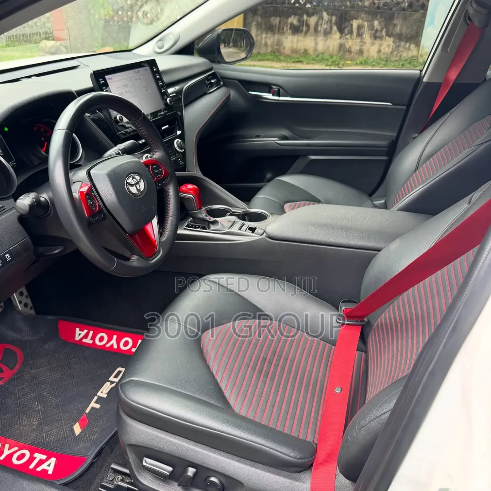 Toyota Camry TRD V6 FWD 2020 White