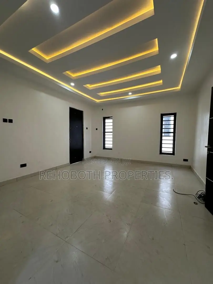 4bdrm Duplex in Lere Adigun Gra, Ibadan for rent
