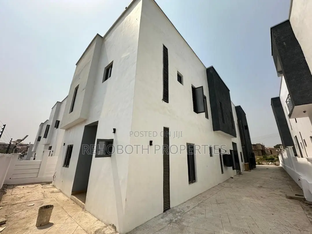 4bdrm Duplex in Lere Adigun Gra, Ibadan for rent
